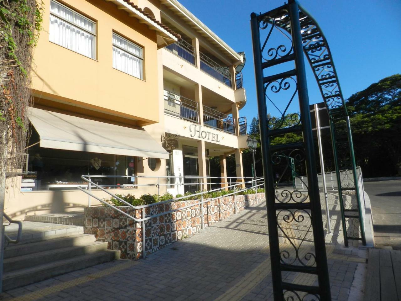 Holambra Garden Hotel Esterno foto The entrance to the hotel